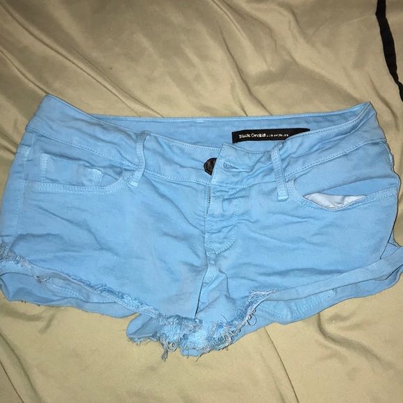 Shorts - Picture 1 of 2